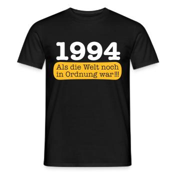 Geboren 1994 als die Welt noch in Ordnung war - Männer T-Shirt - Schwarz - Vorne - AI Model Male 178 light (178cm)