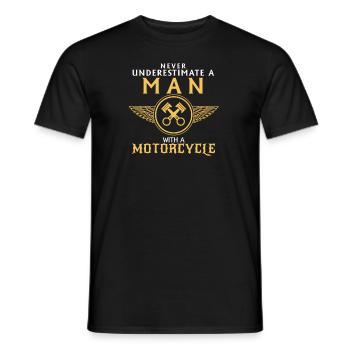 SOUS-ESTIMEZ JAMAIS UN HOMME ET SA MOTO. - T-shirt homme - noir - Devant - AI Model Male 178 light (178cm)