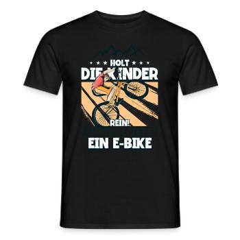 Ich habe jetzt ein E-Bike Pedelec E-Bike - Männer T-Shirt - Schwarz - Vorne - AI Model Male 178 light (178cm)