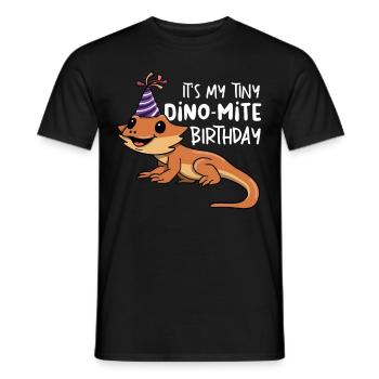 Funny bearded dragon - Men's T-Shirt - black - Front - AI Model Male 178 light (178cm)