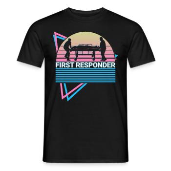 Ersthelfer Retro - Männer T-Shirt - Schwarz - Vorne - AI Model Male 178 light (178cm)
