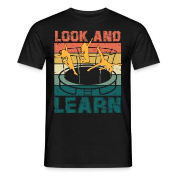 Schauen und lernen - Männer T-Shirt - Schwarz - Vorne - AI Model Male 178 light (178cm)