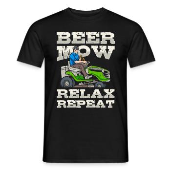 Lawn mowing, lawn mowers, gardeners, gardening - Men's T-Shirt - black - Front - AI Model Male 178 light (178cm)