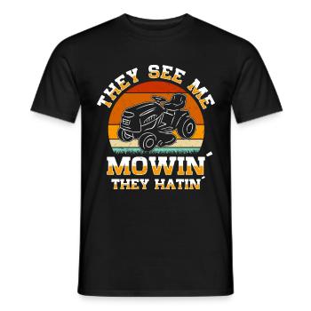 Lawn mowing Lawn mowers Gardeners Horticulture - Men's T-Shirt - black - Front - AI Model Male 178 light (178cm)