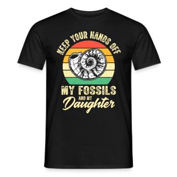 Fossilien sammelnder Paläontologe Fossiliensammler - Männer T-Shirt - Schwarz - Vorne - AI Model Male 178 light (178cm)