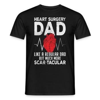 Überlebender der Operation am offenen Herzen - Männer T-Shirt - Schwarz - Vorne - AI Model Male 178 light (178cm)