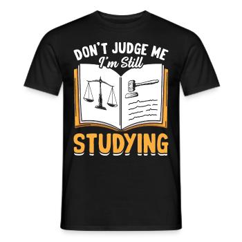 Drôle d’étudiant en droit à la faculté de droit - T-shirt homme - noir - Devant - AI Model Male 178 light (178cm)