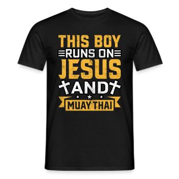 This Boy läuft auf Jesus und Muay Thai - Männer T-Shirt - Schwarz - Vorne - AI Model Male 178 light (178cm)
