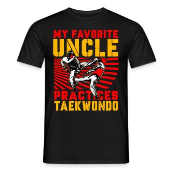 Mein Lieblingsonkel trainiert Taekwondo - Männer T-Shirt - Schwarz - Vorne - AI Model Male 178 light (178cm)