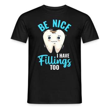 Technicien de laboratoire dentaire Dentiste Be Nice I h - T-shirt homme - noir - Devant - AI Model Male 178 light (178cm)