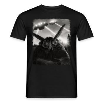Mothman Kryptozoologie UFO Alien Außerirdischer Se - Männer T-Shirt - Schwarz - Vorne - AI Model Male 178 light (178cm)