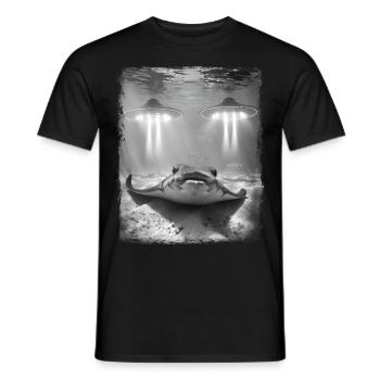 Stingray Manta Ray UFO Alien Außerirdischer Selfie - Männer T-Shirt - Schwarz - Vorne - AI Model Male 178 light (178cm)