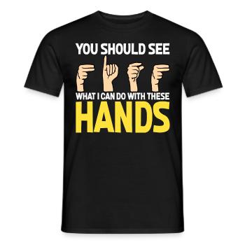 Gehörlosenstolz ASL - Männer T-Shirt - Schwarz - Vorne - AI Model Male 178 light (178cm)