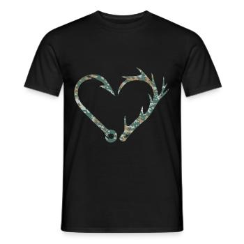 Angler Jäger Herz Angelhaken Geweih Angeln Jagd - Männer T-Shirt - Schwarz - Vorne - AI Model Male 178 light (178cm)