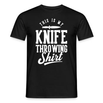 Messerwurfscheibe Geschenk Messerwerfer - Männer T-Shirt - Schwarz - Vorne - AI Model Male 178 light (178cm)