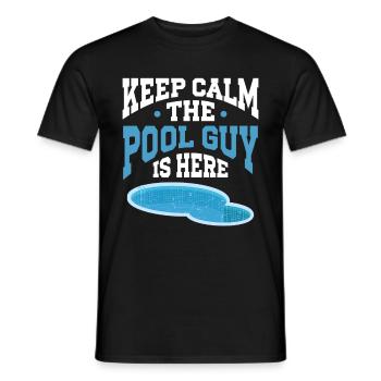 Pool Cleaner Keep Calm The Pool Guy Is Here - Männer T-Shirt - Schwarz - Vorne - AI Model Male 178 light (178cm)
