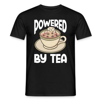 Tea Lover Tea Drinker Quotes Powered By Tea - Männer T-Shirt - Schwarz - Vorne - AI Model Male 178 light (178cm)