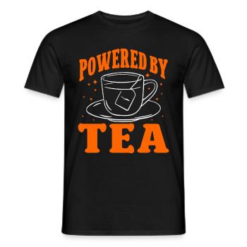 Tea Lover Tea Drinker Quotes Powered By Tea - Männer T-Shirt - Schwarz - Vorne - AI Model Male 178 light (178cm)