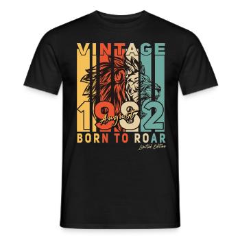 In August 1982 Vintage Lion Gift - Men's T-Shirt - black - Front - AI Model Male 178 light (178cm)