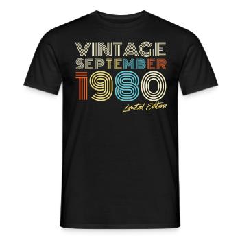 Vintage Im September 1980 Geschenkidee - Männer T-Shirt - Schwarz - Vorne - AI Model Male 178 light (178cm)