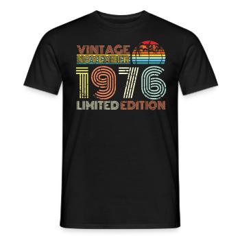Né en novembre 1976 Palm Gift - T-shirt homme - noir - Devant - AI Model Male 178 light (178cm)