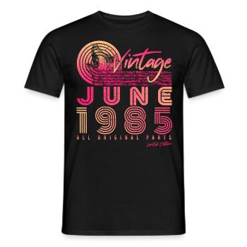 Year of construction 1985 June - Men's T-Shirt - black - Front - AI Model Male 178 light (178cm)