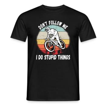 Ne me suivez pas, je fais des choses stupides en VTT - T-shirt homme - noir - Devant - AI Model Male 178 light (178cm)
