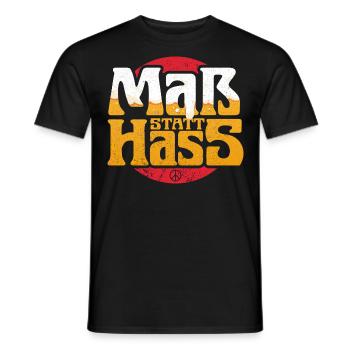 Maß statt Hass - Männer T-Shirt - Schwarz - Vorne - AI Model Male 178 light (178cm)