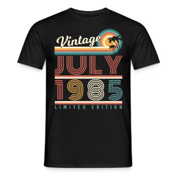 Baujahr Juli 1985 - Männer T-Shirt - Schwarz - Vorne - AI Model Male 178 light (178cm)