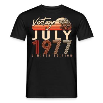 Geboren 1977 Im Juli - Männer T-Shirt - Schwarz - Vorne - AI Model Male 178 light (178cm)