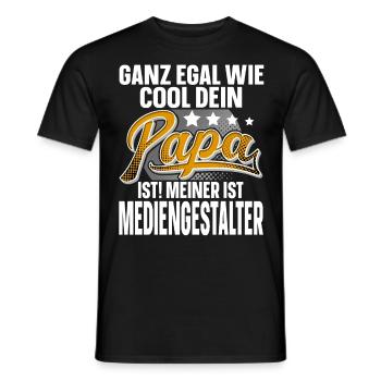Mediengestalter Papa Vater Vatertag Cooler Papa - Männer T-Shirt - Schwarz - Vorne - AI Model Male 178 light (178cm)