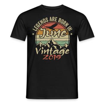Geburtstag Juni 2019 geboren im Juni 2019 Retro 2019 - Männer T-Shirt - Schwarz - Vorne - AI Model Male 178 light (178cm)
