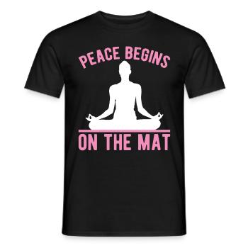 Peace Begins On The Mat Spiritual Yoga Meditation - Männer T-Shirt - Schwarz - Vorne - AI Model Male 178 light (178cm)