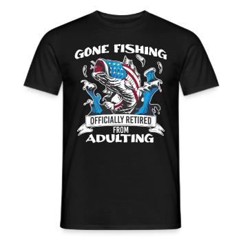 Officially Retired From Adulting Fishing Patriotic - Männer T-Shirt - Schwarz - Vorne - AI Model Male 178 light (178cm)
