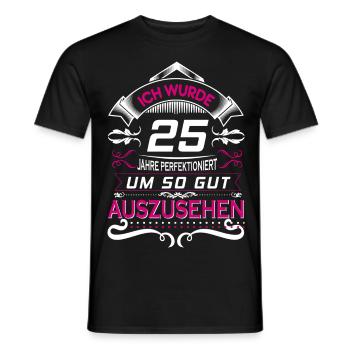25 Jahre in Perfektion - Männer T-Shirt - Schwarz - Vorne - AI Model Male 178 light (178cm)