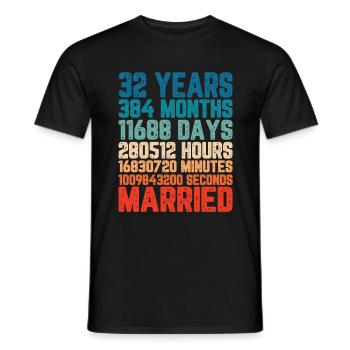 32 Jahre verheiratet Hochzeit Ehe Spruch Geschenk - Männer T-Shirt - Schwarz - Vorne - AI Model Male 178 light (178cm)