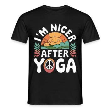 I'm Nicer After Yoga 14 - Männer T-Shirt - Schwarz - Vorne - AI Model Male 178 light (178cm)