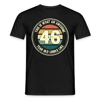 46e anniversaire pour que vous voyiez avec 46 cadeaux rétro - T-shirt homme - noir - Devant - AI Model Male 178 light (178cm)