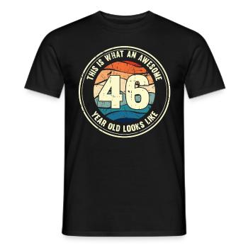 46e anniversaire pour que vous voyiez avec 46 cadeaux rétro - T-shirt homme - noir - Devant - AI Model Male 178 light (178cm)