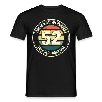 52e anniversaire pour que vous voyiez avec 52 cadeaux rétro - T-shirt homme - noir - Devant - AI Model Male 178 light (178cm)