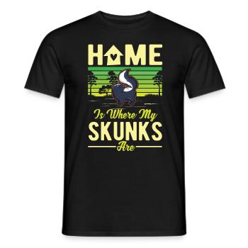 Home is where my Skunks are Stinktier - Männer T-Shirt - Schwarz - Vorne - AI Model Male 178 light (178cm)