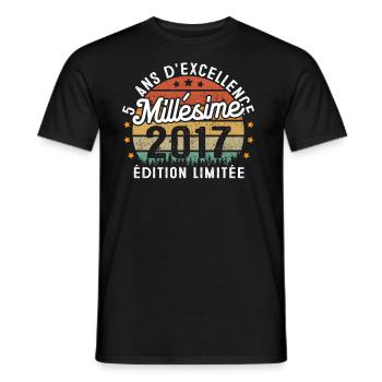 Cadeau d'anniversaire 5 Ans Millésime 2017 - T-shirt homme - noir - Devant - AI Model Male 178 light (178cm)