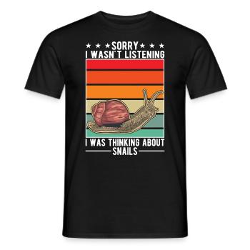 Schnecke Geschenk Weinbergschnecke - Männer T-Shirt - Schwarz - Vorne - AI Model Male 178 light (178cm)