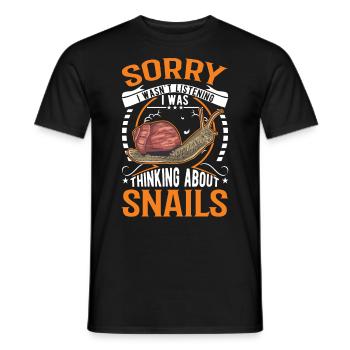 Schnecke Geschenk Weinbergschnecke - Männer T-Shirt - Schwarz - Vorne - AI Model Male 178 light (178cm)