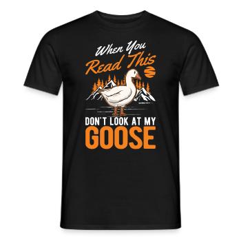 Oies Cadeau Goose Lovers Goose Éleveurs d’oies - T-shirt homme - noir - Devant - AI Model Male 178 light (178cm)