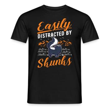 Facilement distrait par Skunks Skunk - T-shirt homme - noir - Devant - AI Model Male 178 light (178cm)
