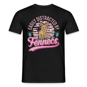 Easily distracted by Fennecs Fennek Wüstenfuchs - Männer T-Shirt - Schwarz - Vorne - AI Model Male 178 light (178cm)
