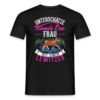 Lewitzer Pferd Besitzerin Lewitzer - Männer T-Shirt - Schwarz - Vorne - AI Model Male 178 light (178cm)