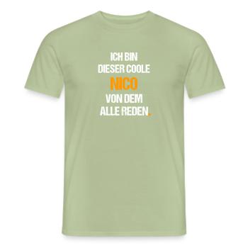 Nico Vorname Name Spruch - Männer T-Shirt - Sage - Vorne - AI Model Male 178 light (178cm)
