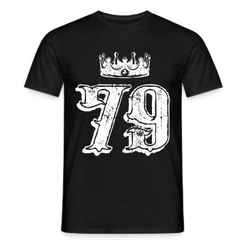 79 Zahl Krone - Männer T-Shirt - Schwarz - Vorne - AI Model Male 178 light (178cm)